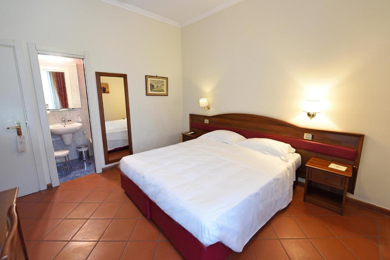 Relais La Corte Di Cloris Pensión Florencia