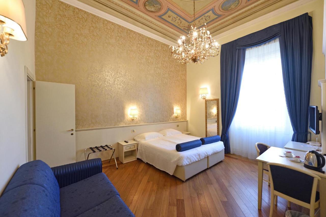 Relais La Corte Di Cloris Pensión 3*