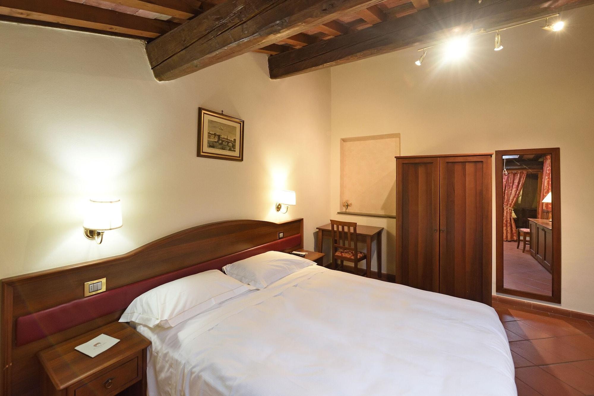 Relais La Corte Di Cloris 3*